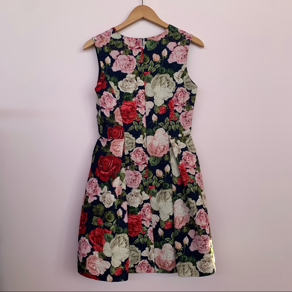 Women's Blugirl Blumarine Sleeveless Multicolor Rose Floret Dress, Small - Picture 5 of 14